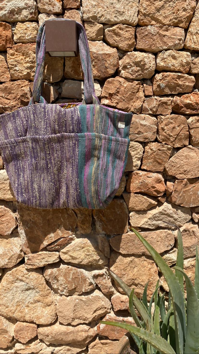Large Sari Bag, handcrafted Elegance with a sustainable story - SB018