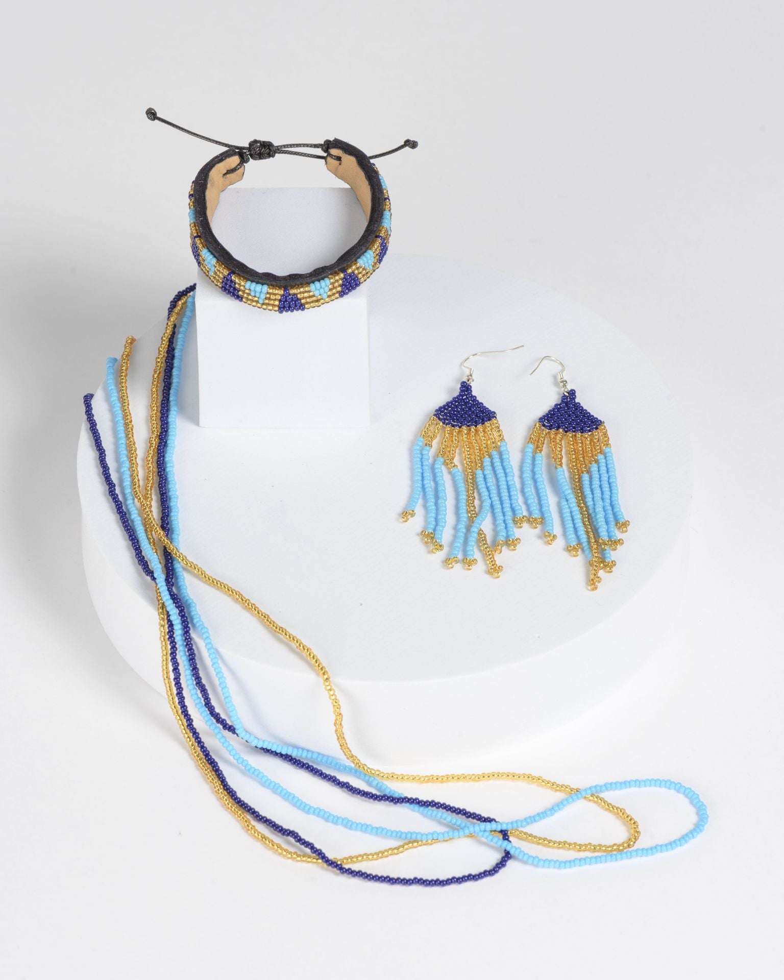 Matchi Harmony Beaded set: necklace, earrings and bracelet - SkyBlue